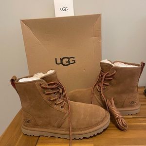 UGG NEUMEL HIGH BOOT Size 7